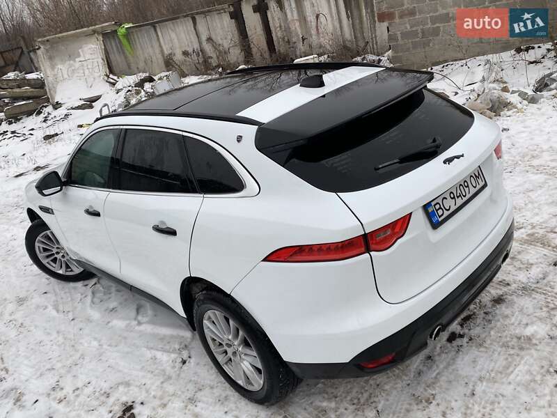 Внедорожник / Кроссовер Jaguar F-Pace 2016 в Киеве
