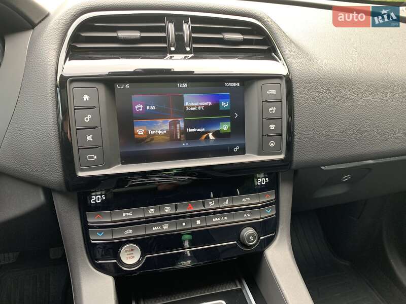 Внедорожник / Кроссовер Jaguar F-Pace 2016 в Львове фото 16 Внедорожник / Кроссовер Jaguar F-Pace 2016 в Львове