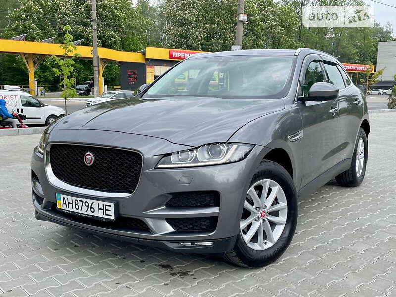 Внедорожник / Кроссовер Jaguar F-Pace 2017 в 