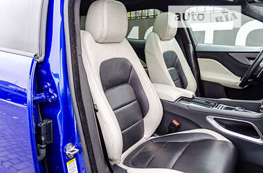 Внедорожник / Кроссовер Jaguar F-Pace 2018 в 