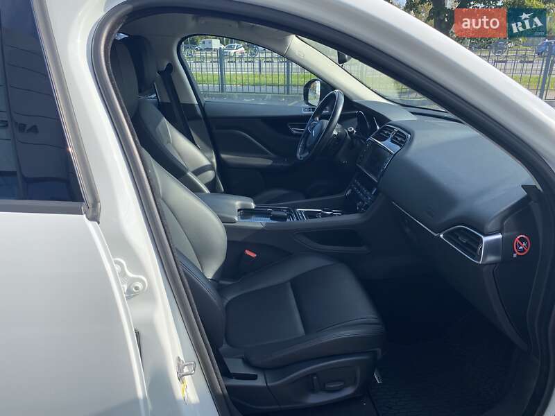 Позашляховик / Кросовер Jaguar F-Pace 2018 в Харкові