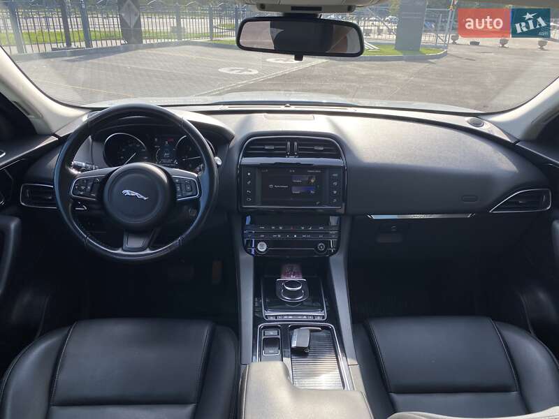 Позашляховик / Кросовер Jaguar F-Pace 2018 в Харкові