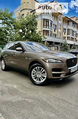 Внедорожник / Кроссовер Jaguar F-Pace 2016 в Киеве