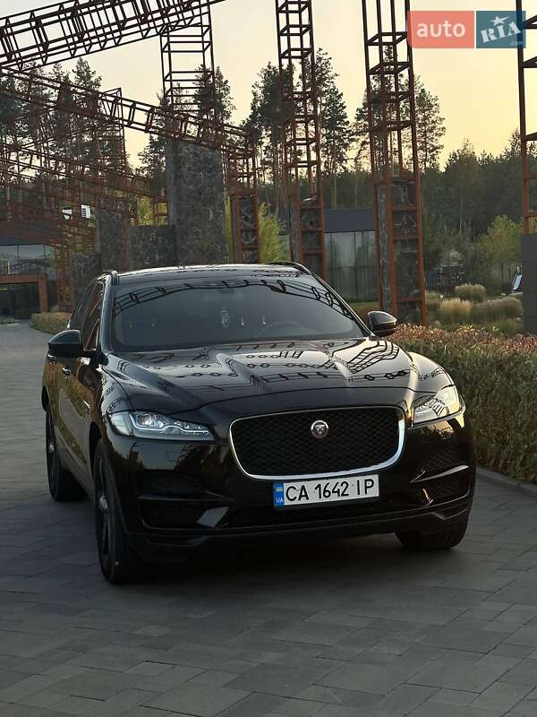 Jaguar F-Pace 2017