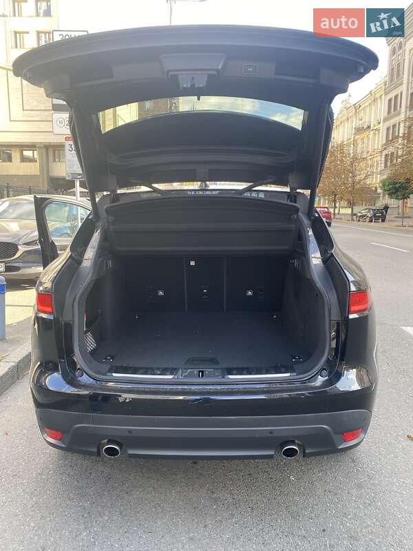 Внедорожник / Кроссовер Jaguar F-Pace 2019 в Киеве