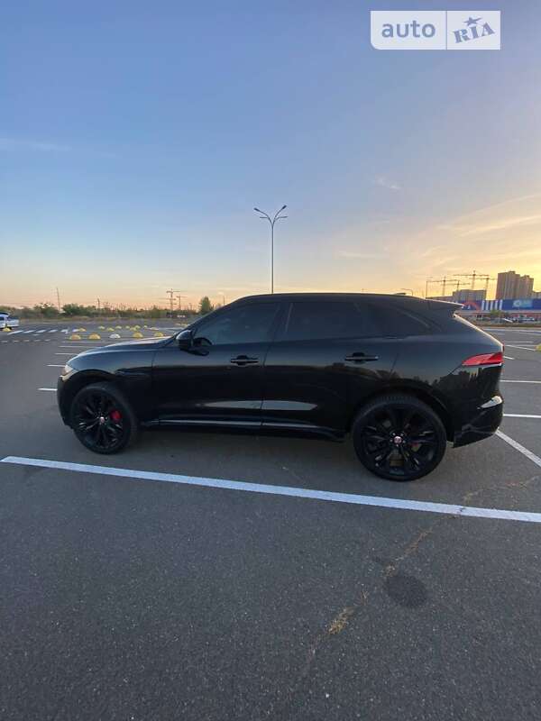 Внедорожник / Кроссовер Jaguar F-Pace 2016 в Харькове