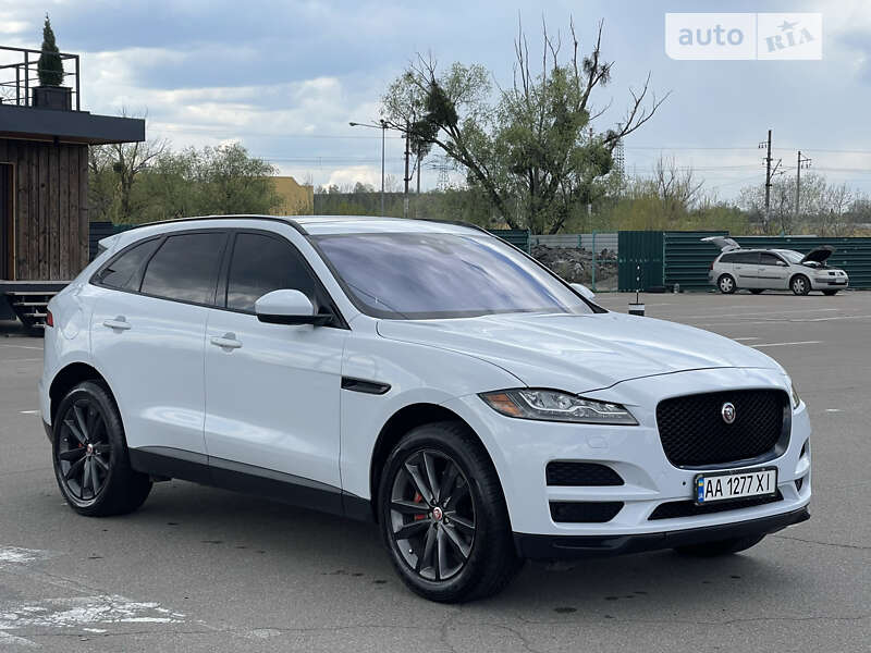 Внедорожник / Кроссовер Jaguar F-Pace 2016 в Киеве