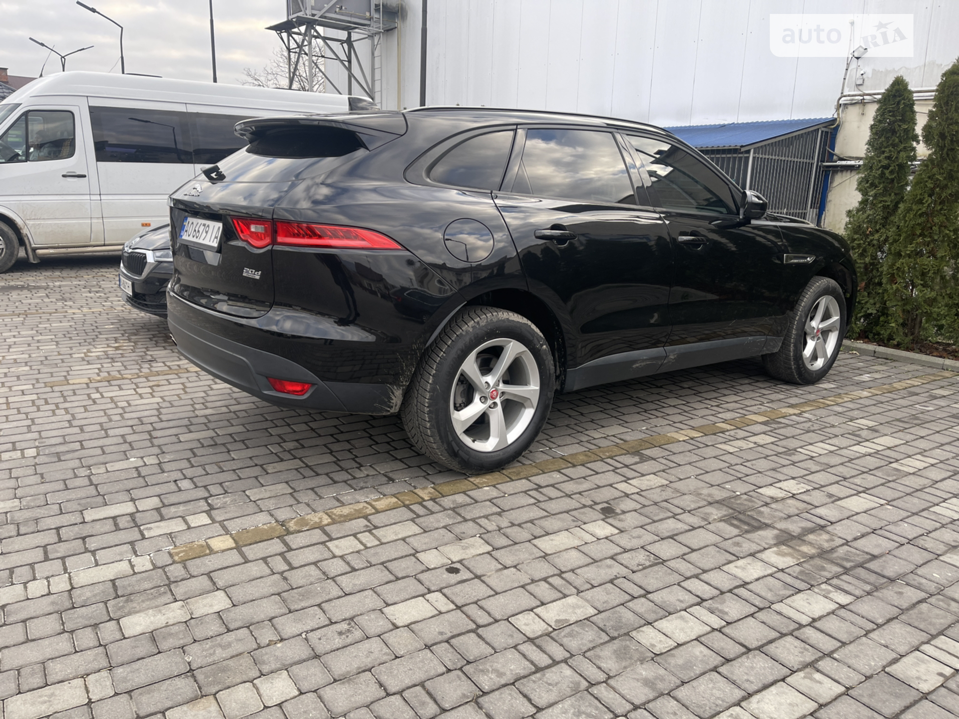2016 Jaguar F-Pace - мініатюра 2