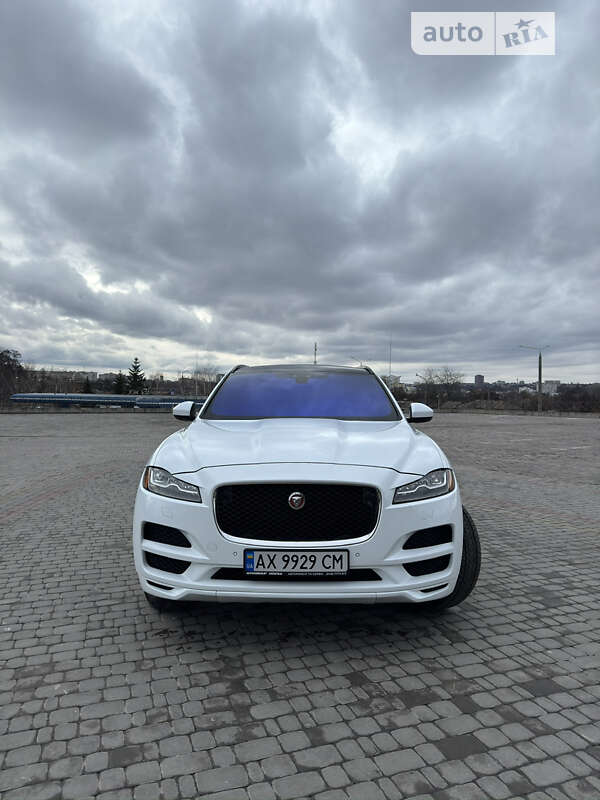 Внедорожник / Кроссовер Jaguar F-Pace 2016 в Харькове