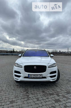 Внедорожник / Кроссовер Jaguar F-Pace 2016 в 