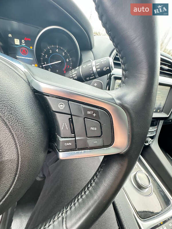 Внедорожник / Кроссовер Jaguar F-Pace 2019 в Кременчуге фото 13 Внедорожник / Кроссовер Jaguar F-Pace 2019 в Кременчуге