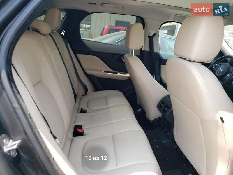 Внедорожник / Кроссовер Jaguar F-Pace 2016 в Виннице