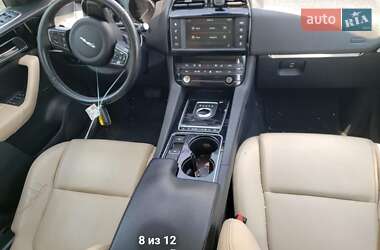 Внедорожник / Кроссовер Jaguar F-Pace 2016 в Виннице