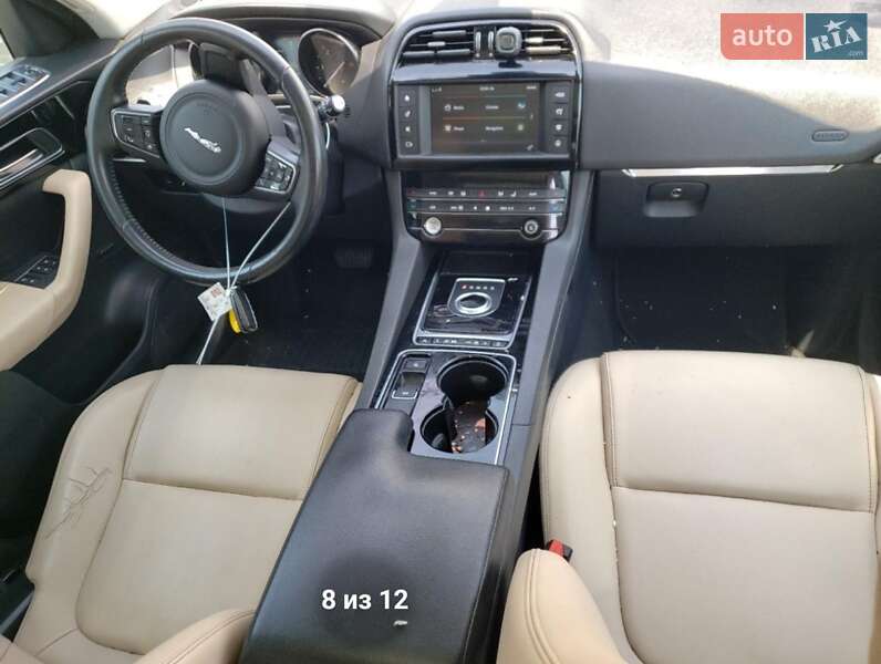 Внедорожник / Кроссовер Jaguar F-Pace 2016 в Виннице
