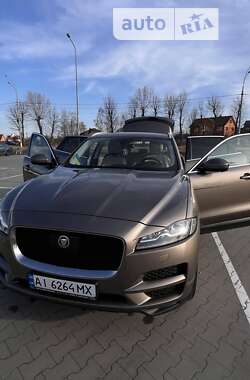 Позашляховик / Кросовер Jaguar F-Pace 2016 в Києві