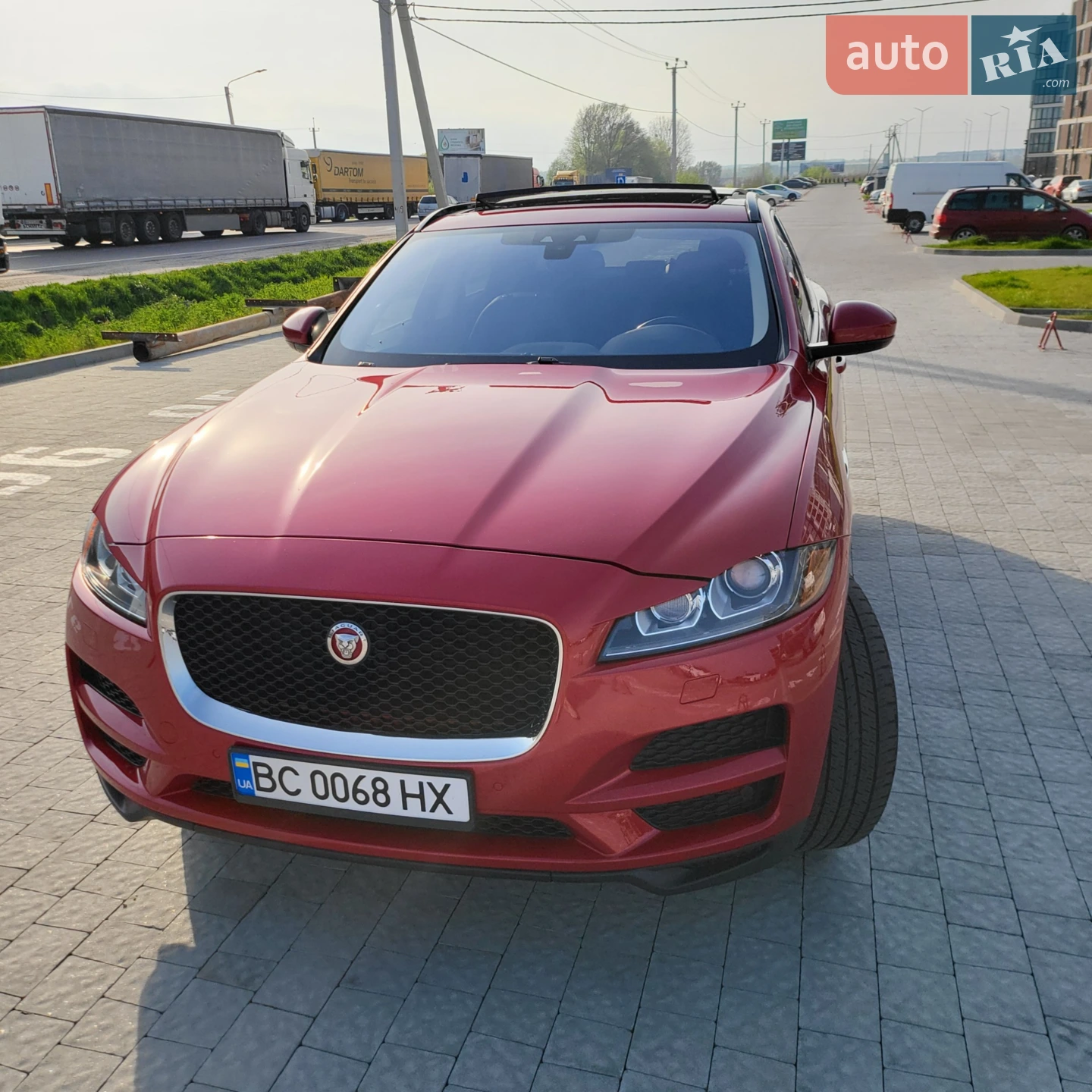 2016 Jaguar F-Pace - мініатюра 3