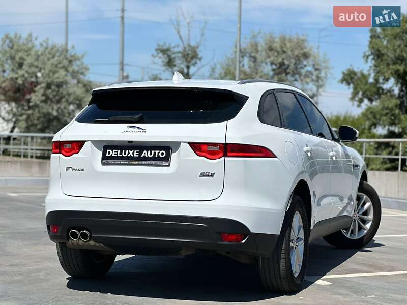 Позашляховик / Кросовер Jaguar F-Pace 2017 в Києві