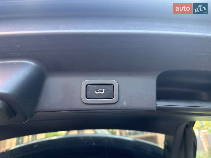 Внедорожник / Кроссовер Jaguar F-Pace 2018 в Киеве