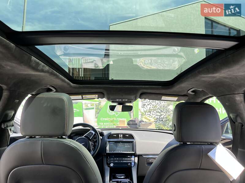 Внедорожник / Кроссовер Jaguar F-Pace 2020 в Ивано-Франковске