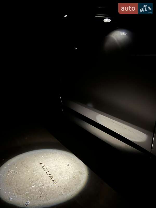 Внедорожник / Кроссовер Jaguar F-Pace 2020 в Ивано-Франковске