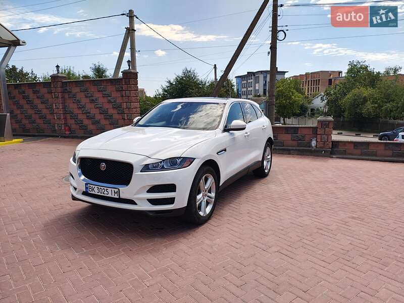 Позашляховик / Кросовер Jaguar F-Pace 2019 в Рівному
