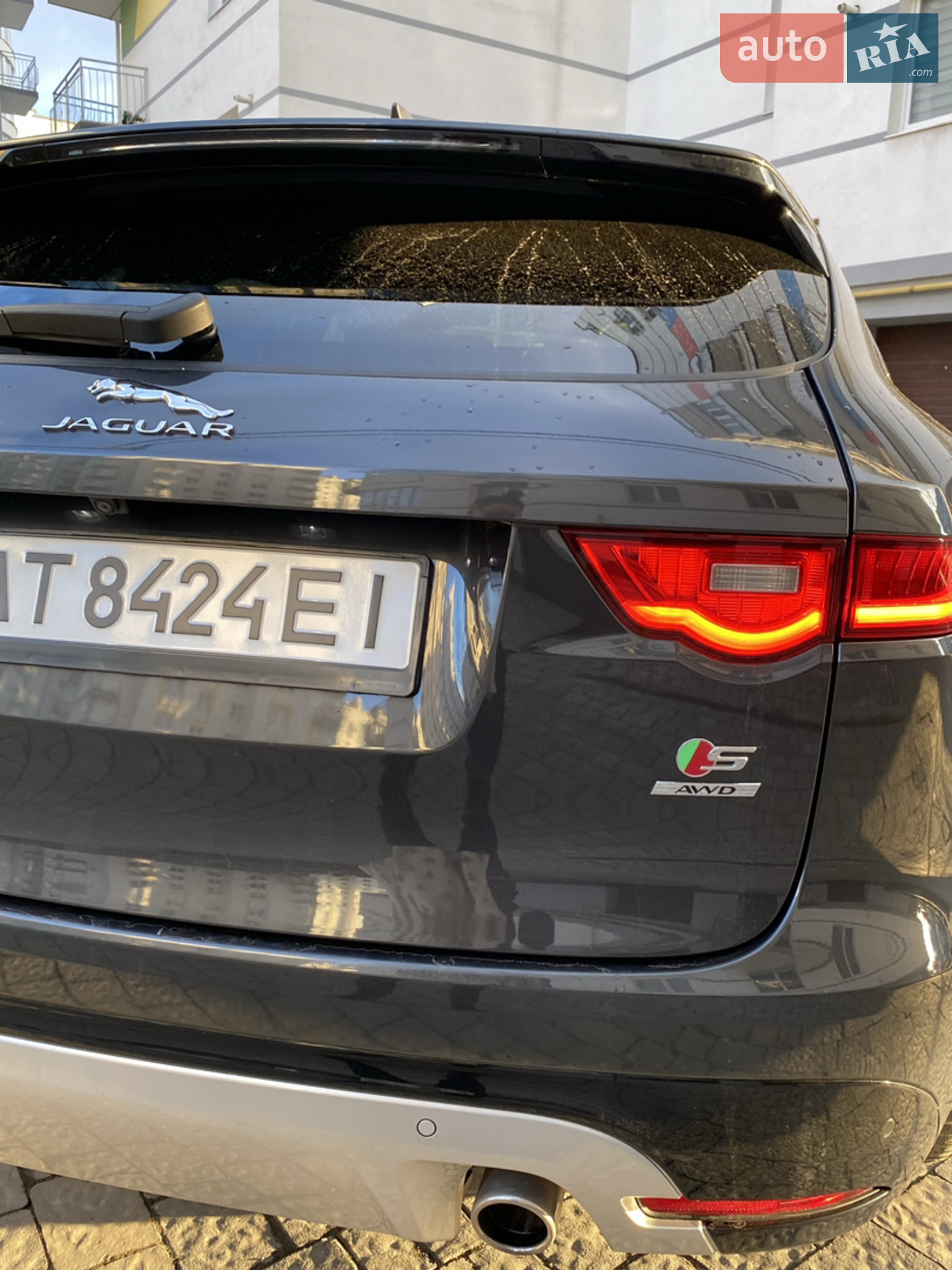 2017 Jaguar F-Pace - мініатюра 4