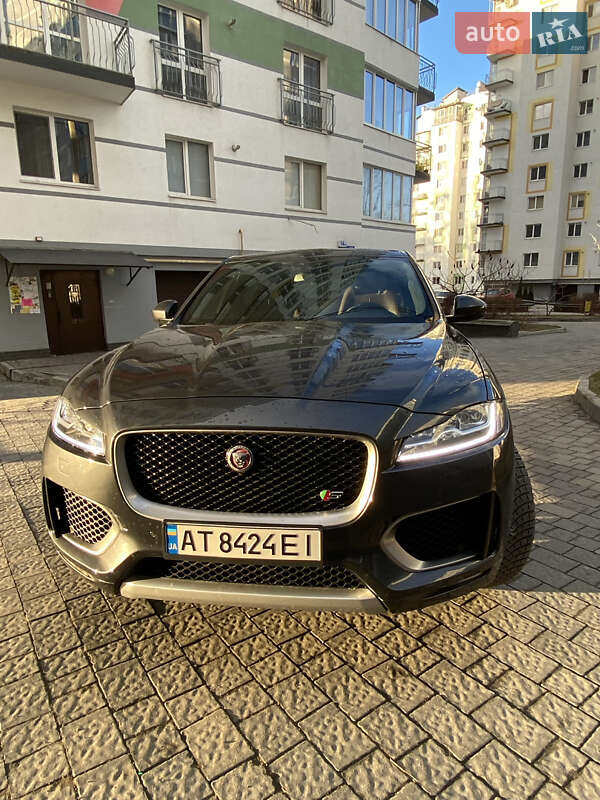 Внедорожник / Кроссовер Jaguar F-Pace 2017 в Ивано-Франковске