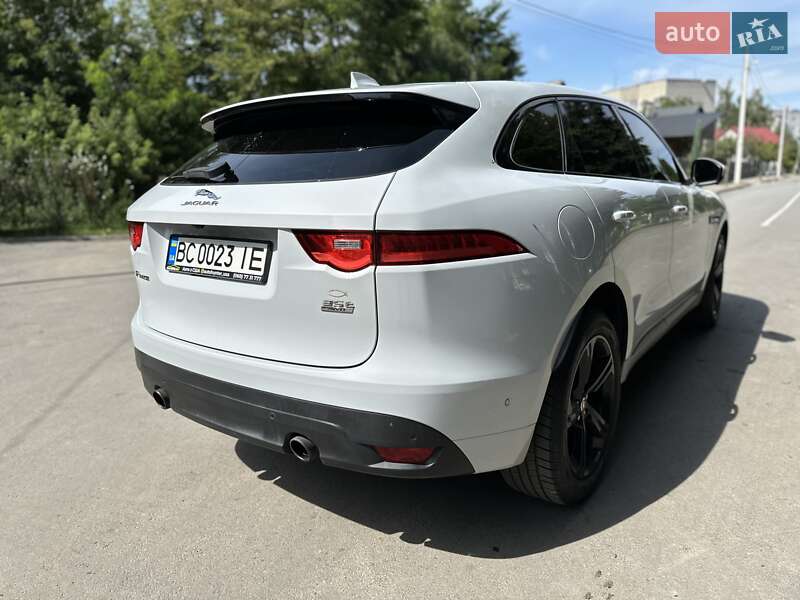 Позашляховик / Кросовер Jaguar F-Pace 2016 в Львові