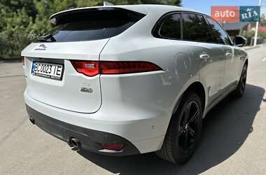 Внедорожник / Кроссовер Jaguar F-Pace 2016 в 