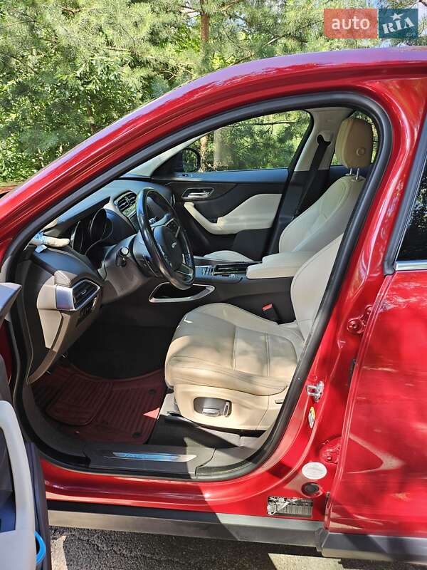 Внедорожник / Кроссовер Jaguar F-Pace 2018 в Киеве фото 14 Внедорожник / Кроссовер Jaguar F-Pace 2018 в Киеве