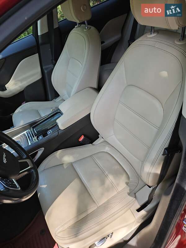 Внедорожник / Кроссовер Jaguar F-Pace 2018 в Киеве фото 19 Внедорожник / Кроссовер Jaguar F-Pace 2018 в Киеве