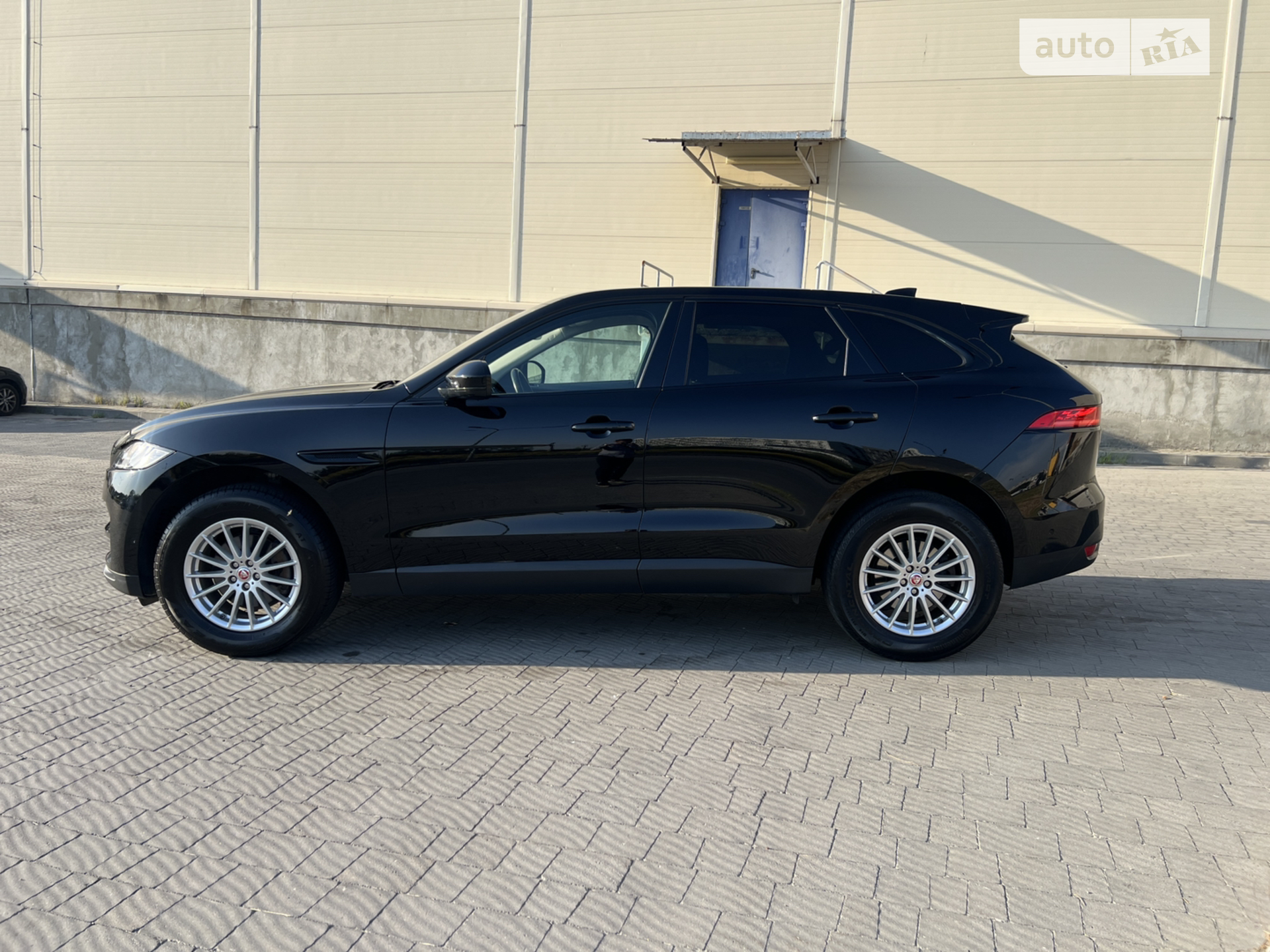 2018 Jaguar F-Pace - мініатюра 8