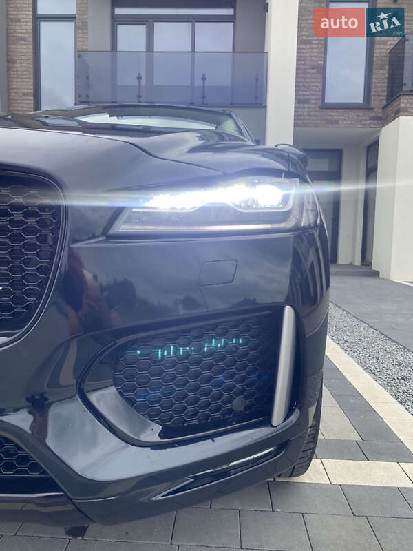 Позашляховик / Кросовер Jaguar F-Pace 2019 в Києві
