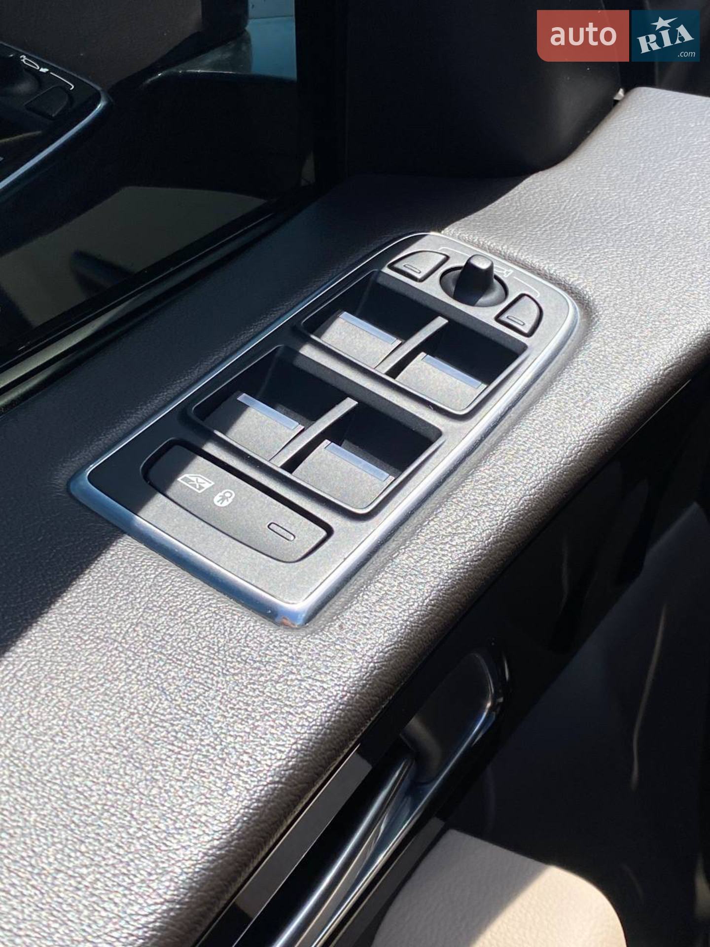 2017 Jaguar F-Pace - мініатюра 17