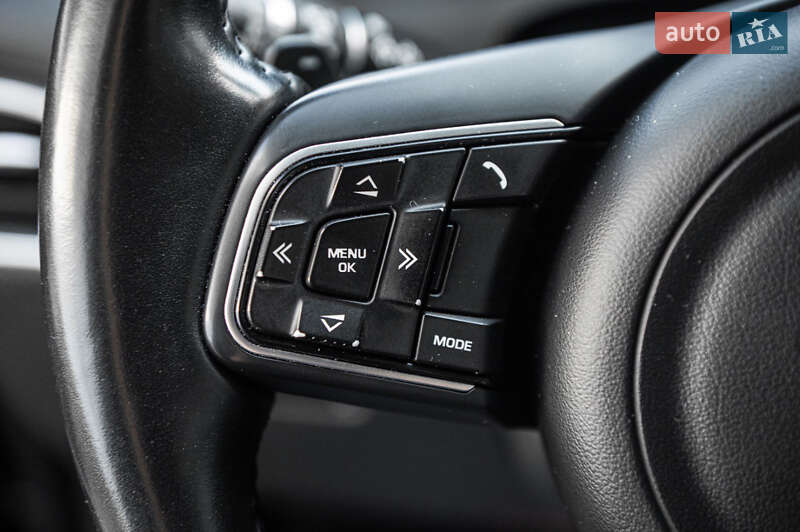 Позашляховик / Кросовер Jaguar F-Pace 2016 в Одесі
