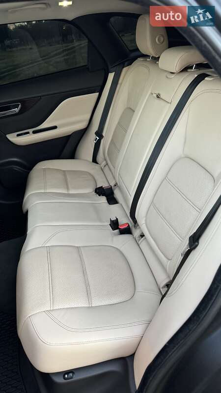 Позашляховик / Кросовер Jaguar F-Pace 2016 в Фастові фото 35 Позашляховик / Кросовер Jaguar F-Pace 2016 в Фастові