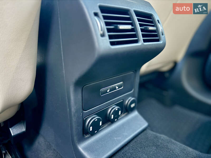 Позашляховик / Кросовер Jaguar F-Pace 2016 в Львові