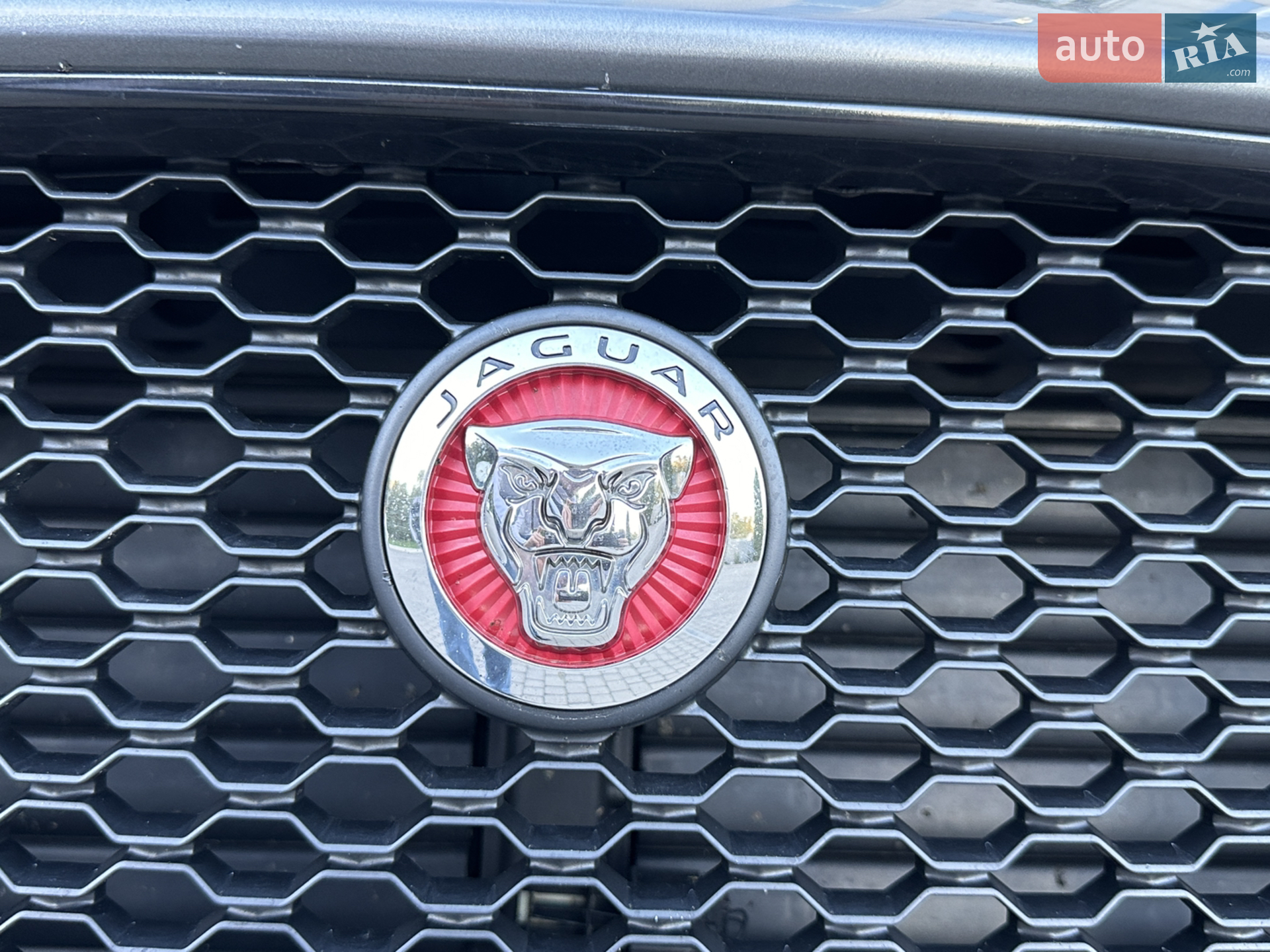 2016 Jaguar F-Pace - мініатюра 32