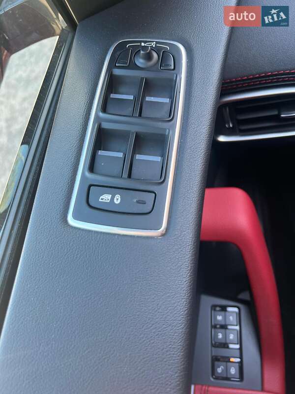 Внедорожник / Кроссовер Jaguar F-Pace 2018 в Киеве фото 20 Внедорожник / Кроссовер Jaguar F-Pace 2018 в Киеве