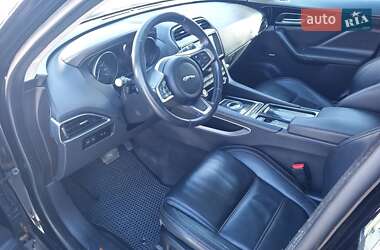 Внедорожник / Кроссовер Jaguar F-Pace 2019 в 