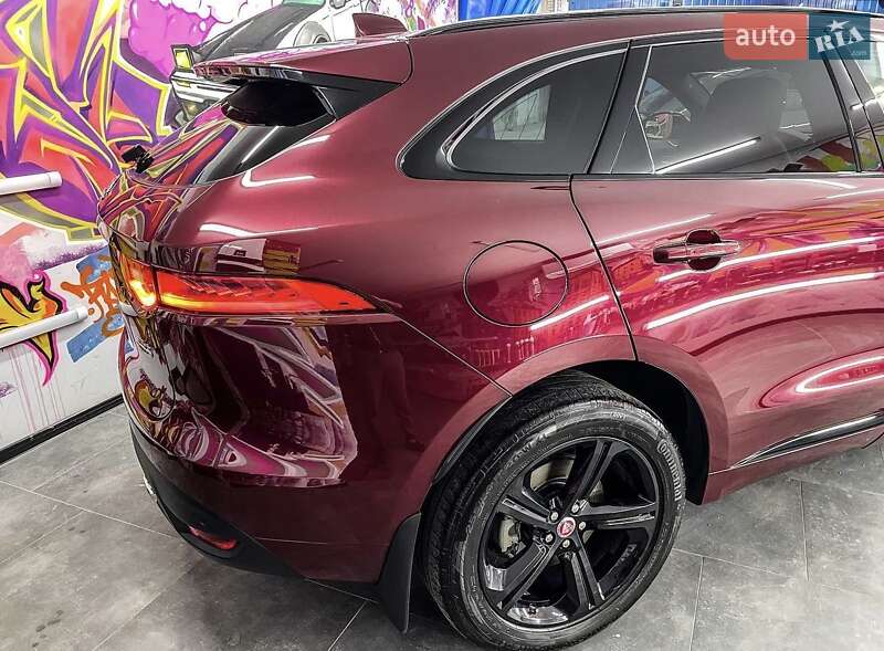 Внедорожник / Кроссовер Jaguar F-Pace 2016 в Киеве