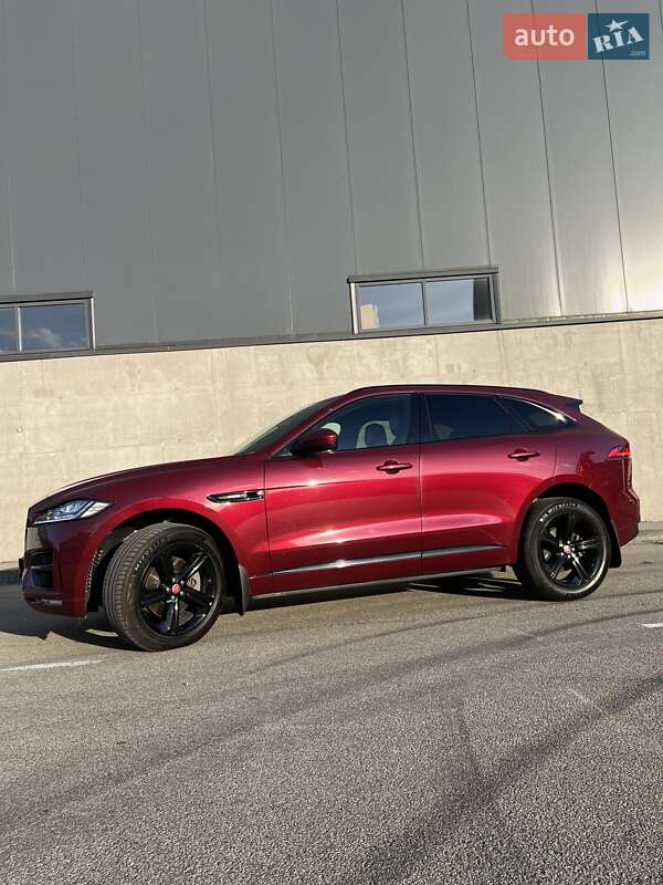 Внедорожник / Кроссовер Jaguar F-Pace 2016 в Киеве