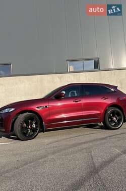 Внедорожник / Кроссовер Jaguar F-Pace 2016 в 