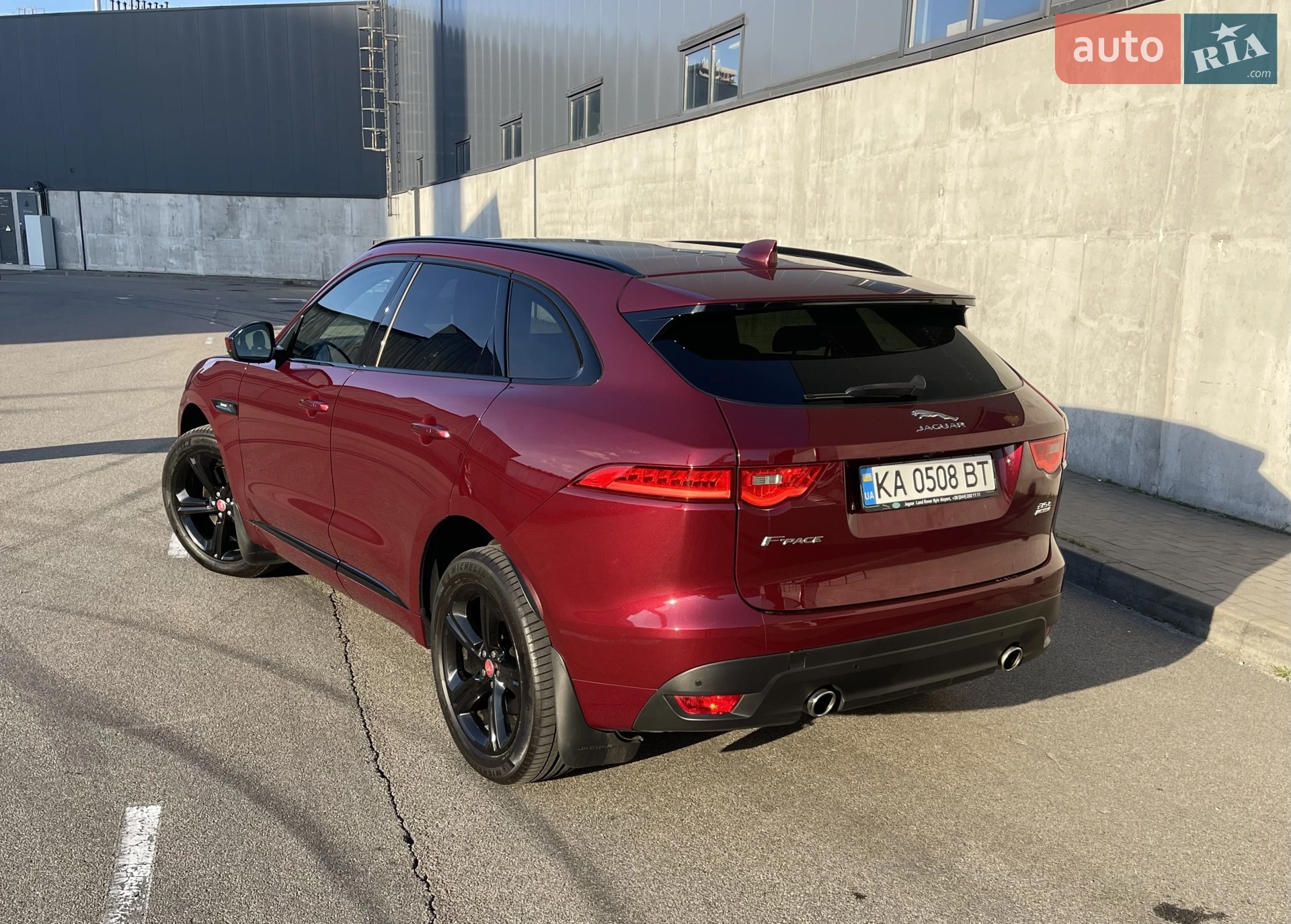 2016 Jaguar F-Pace - мініатюра 20