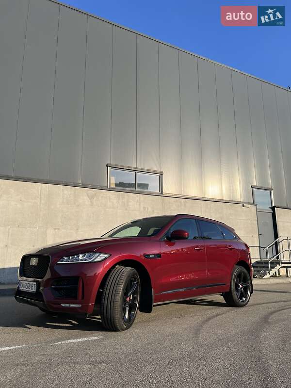 Внедорожник / Кроссовер Jaguar F-Pace 2016 в Киеве