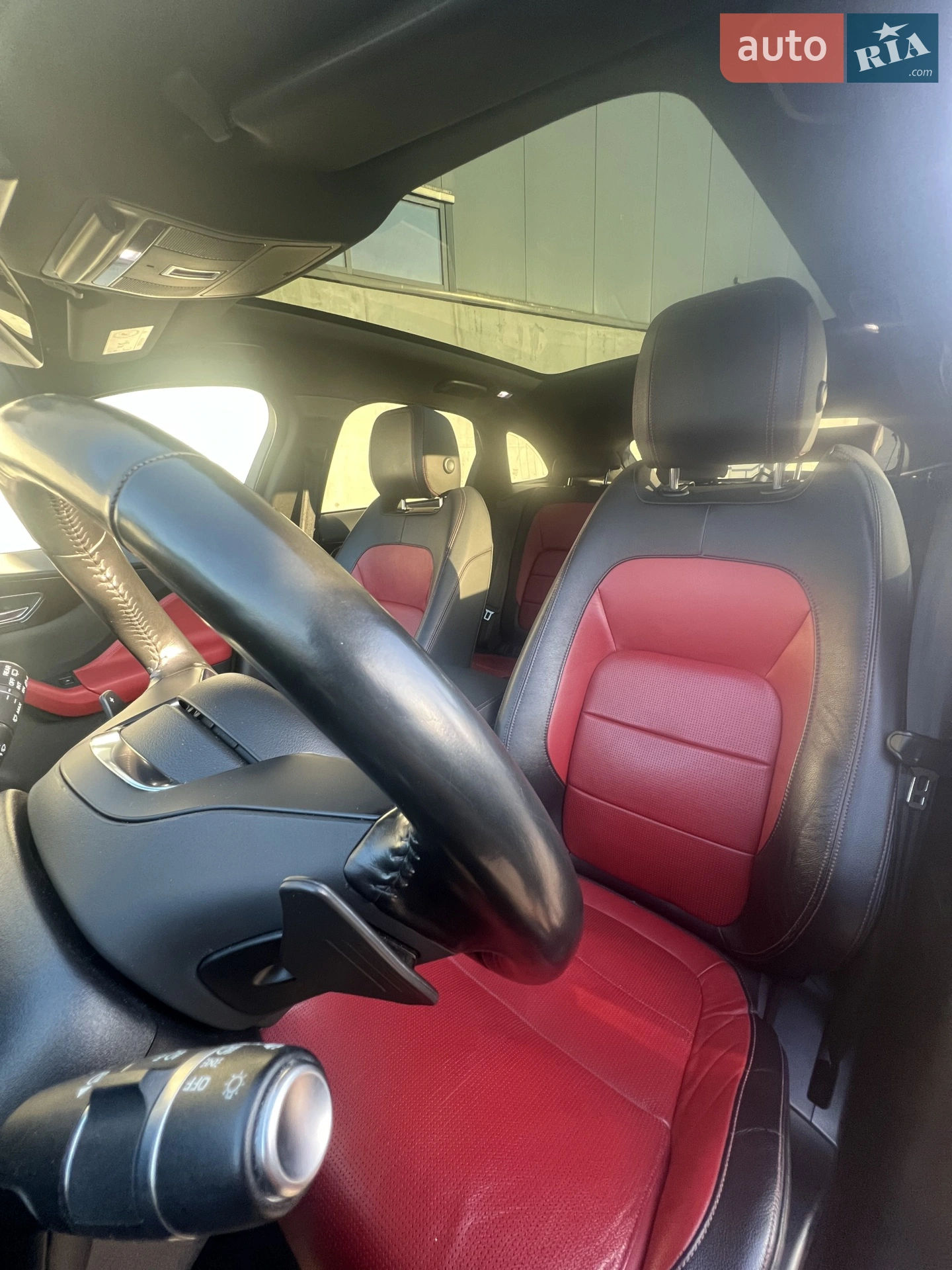 2016 Jaguar F-Pace - мініатюра 30
