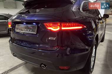 Внедорожник / Кроссовер Jaguar F-Pace 2017 в 