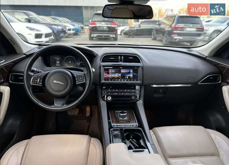 Внедорожник / Кроссовер Jaguar F-Pace 2017 в Киеве