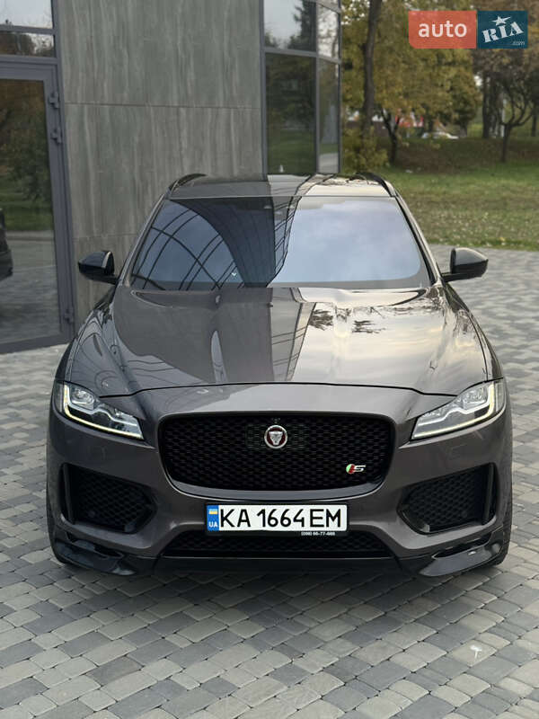 Позашляховик / Кросовер Jaguar F-Pace 2016 в Запоріжжі