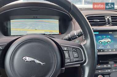 Позашляховик / Кросовер Jaguar F-Pace 2016 в 